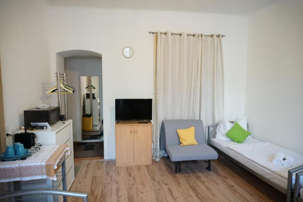 Room4You Währing Wien Exteriör bild