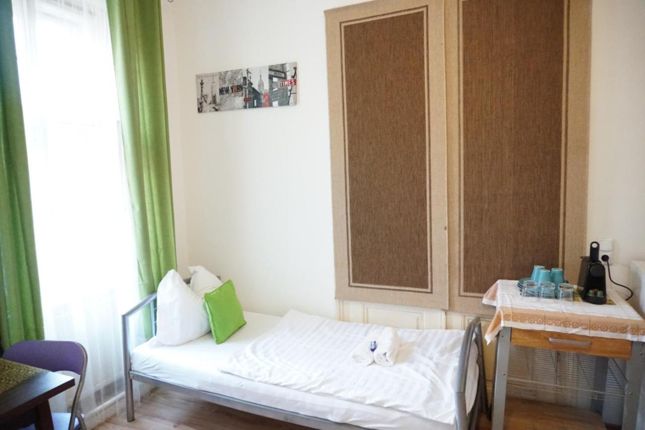 Room4You Währing Wien Exteriör bild